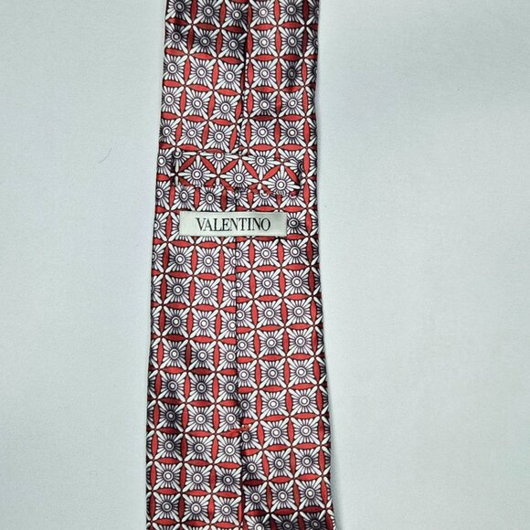 VALENTINO Men's Printed Silk Tie - Picture 7 of 7